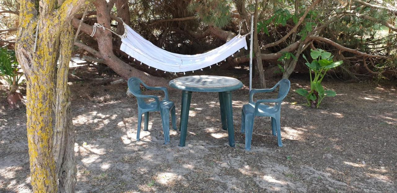 En Dunas Dos Con Jacuzzis En Primera Linea De Playa , Uno De 4 Y Otro De 2 Dormitorios, Llama Al Seiscientos Veintisiete Cuatrocientos Diecisiete Trescientos Noventa Y Ocho Rota